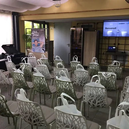 Versoverde Alzaia Naviglio Grande Szálloda Milánó