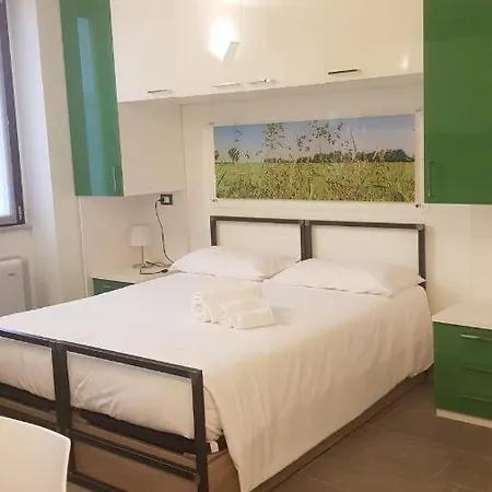 Versoverde Alzaia Naviglio Grande Milaan