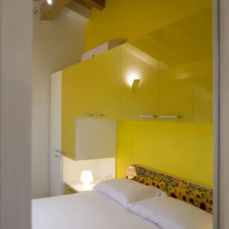 Aparthotel Versoverde Alzaia Naviglio Grande