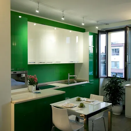 Aparthotel Versoverde Alzaia Naviglio Grande 2*