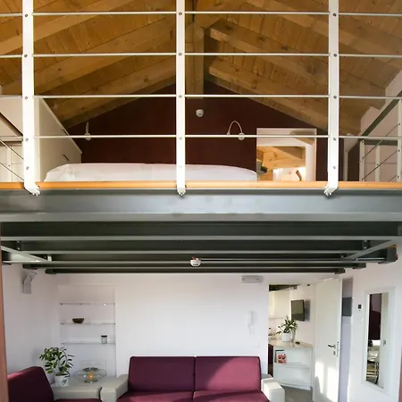 Aparthotel Versoverde Alzaia Naviglio Grande 2*