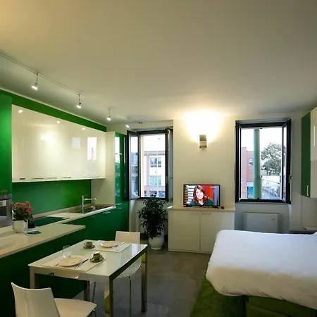 Versoverde Alzaia Naviglio Grande 2* Milaan